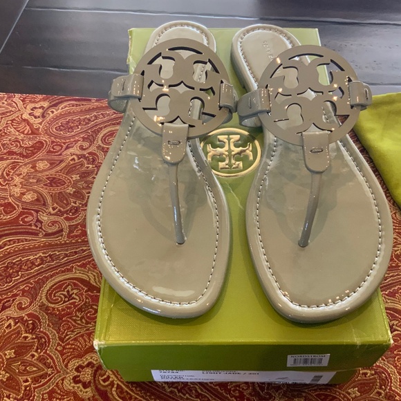 TORY BURCH PATENT LEATHER MILLER SANDALS in  LIGHT JADE,SZ 11.5BNIB, MSRP$200 - Picture 1 of 5